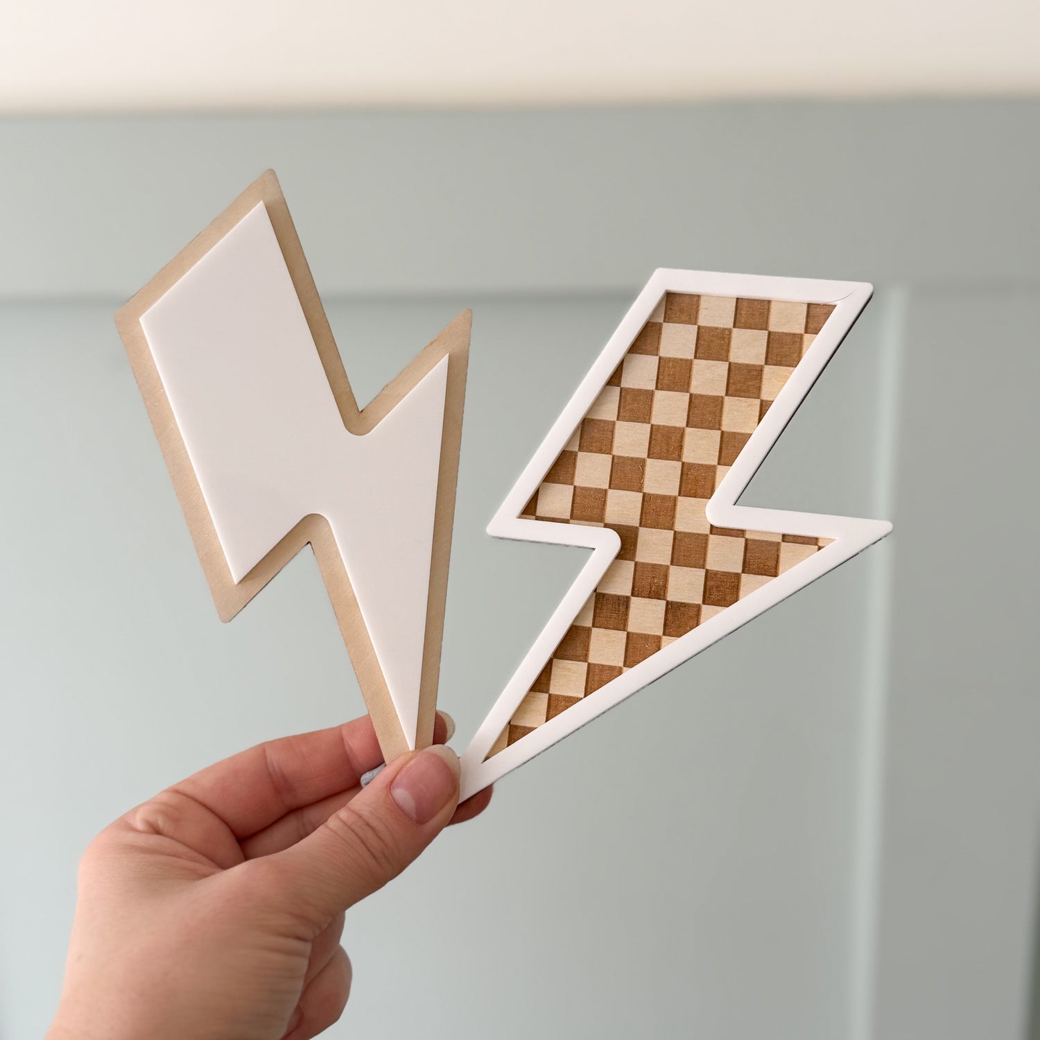 Lightning bolt wall decal