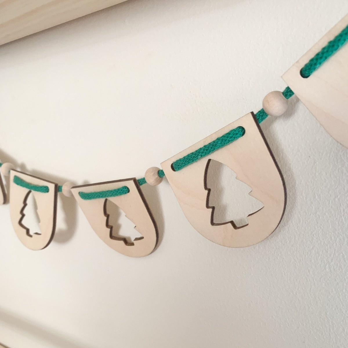 Wooden Christmas Bunting | Cosy Little Nest